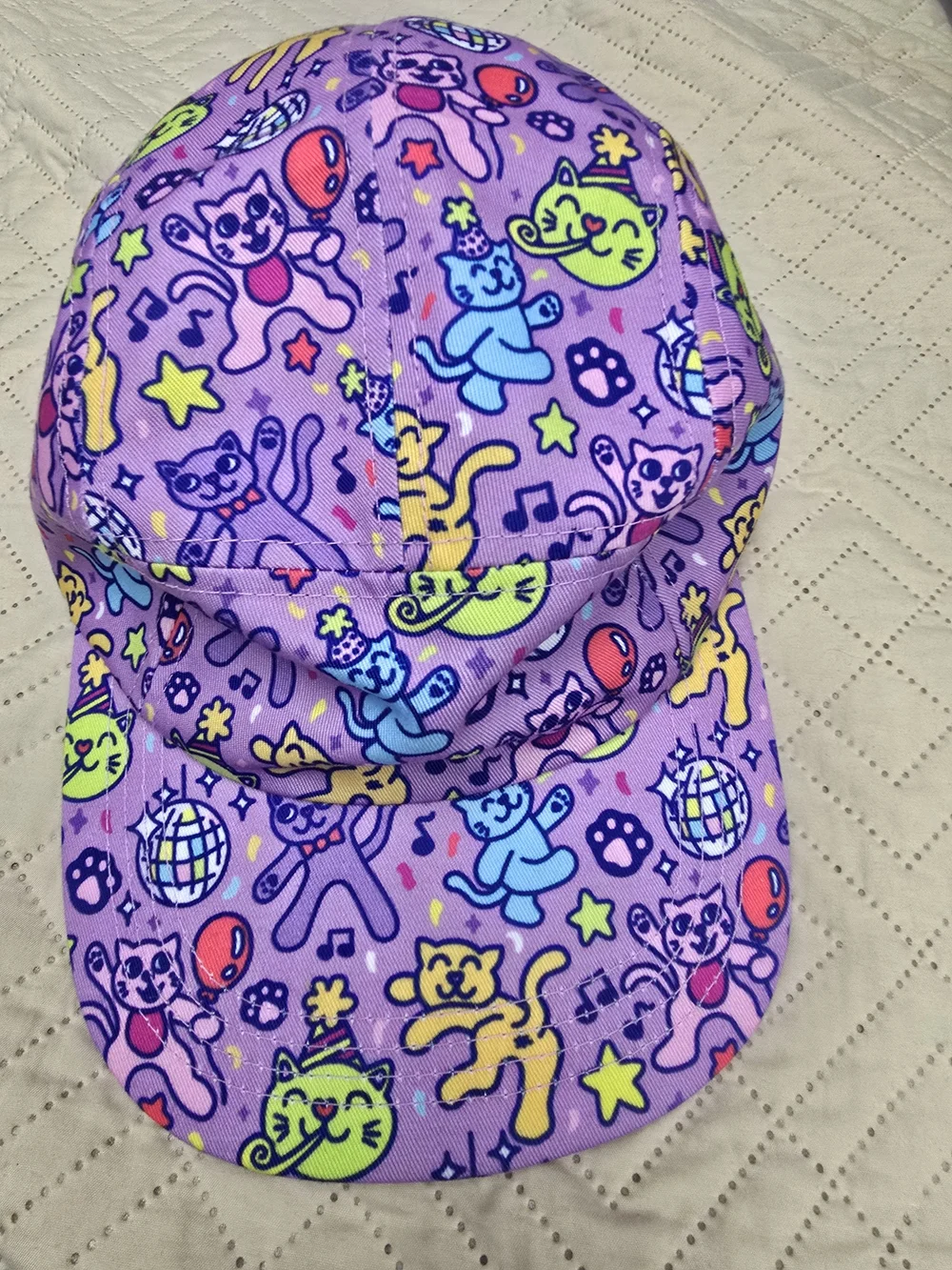 WOKE FACE NWT Disco Cats Pawty Pattern Hat - Purple